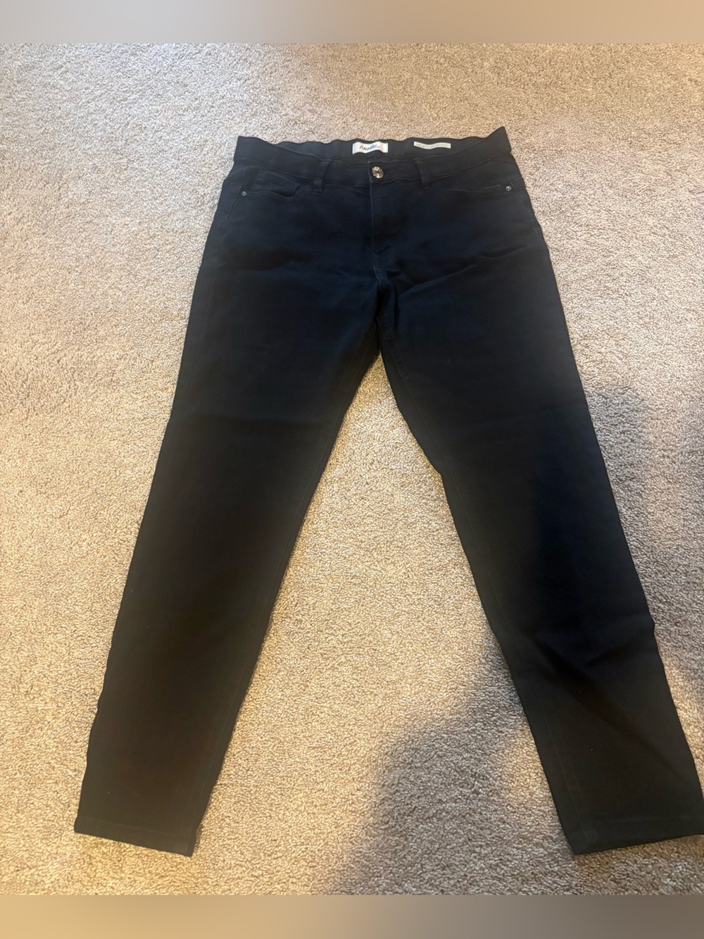 Angels Forever Young Black Skinny Jeans. 360 sculpt skinny Size 12